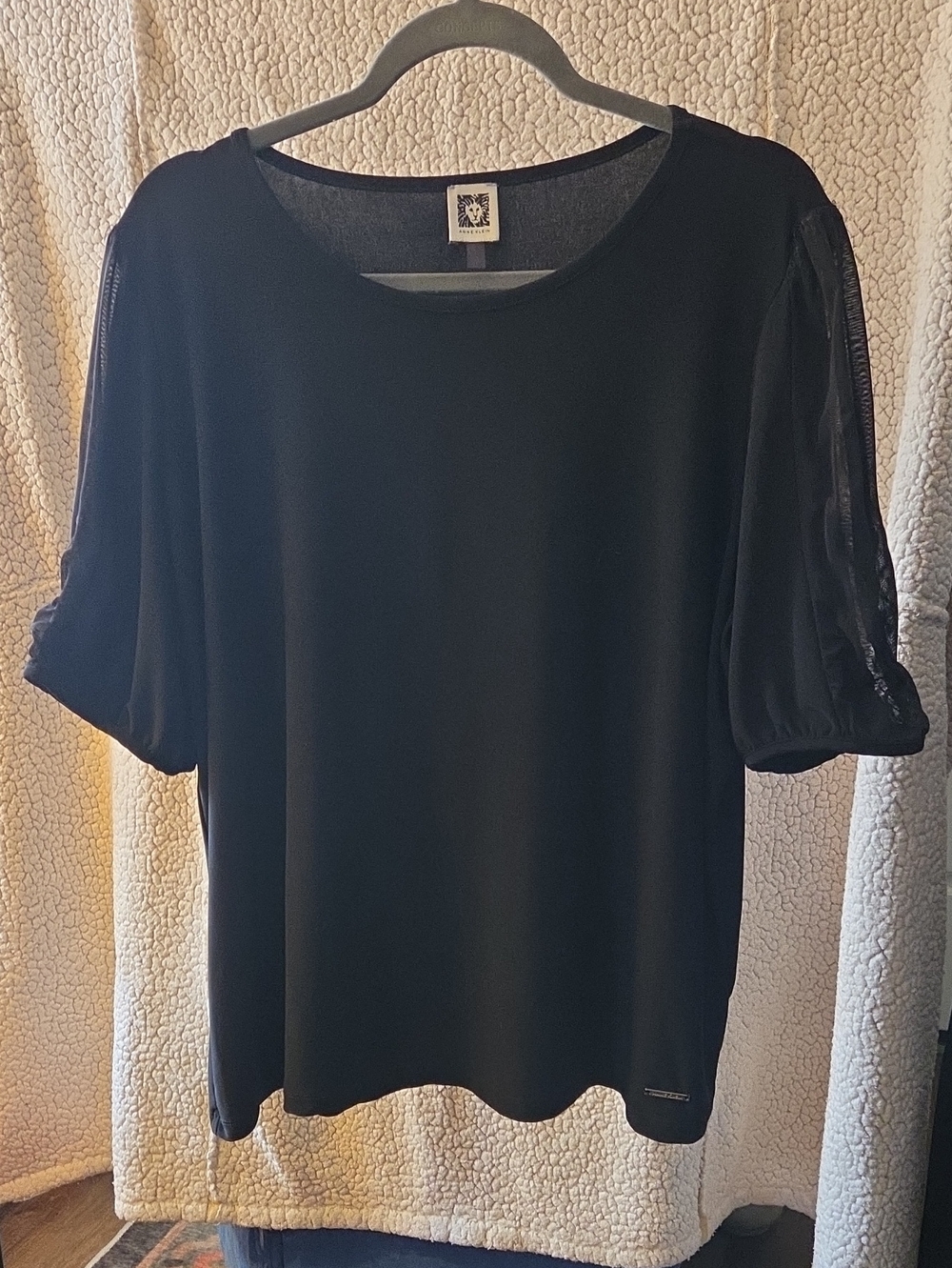 Anne Klein Black Ruched Mesh Sleeve Knit Blouse Top Gold Logo Size XL